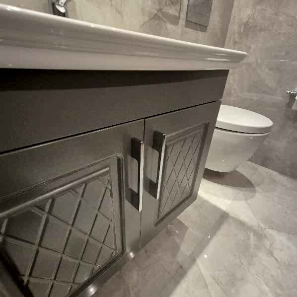 Banyo Dolabı Kapağı Değişimi